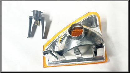 Clignotant avant droit – Renault 18 – OEM 7701365458 – NOS