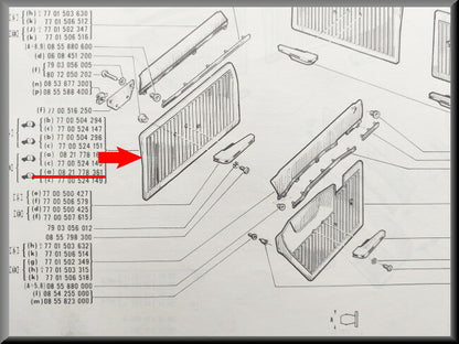 Deurbekleding (bruin kleurnummer 13) voorzijde links – Renault 16 TS – OEM 0821778361