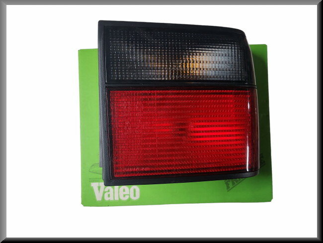 Rear light right – Renault 21 – OEM 7701032018 – NOS