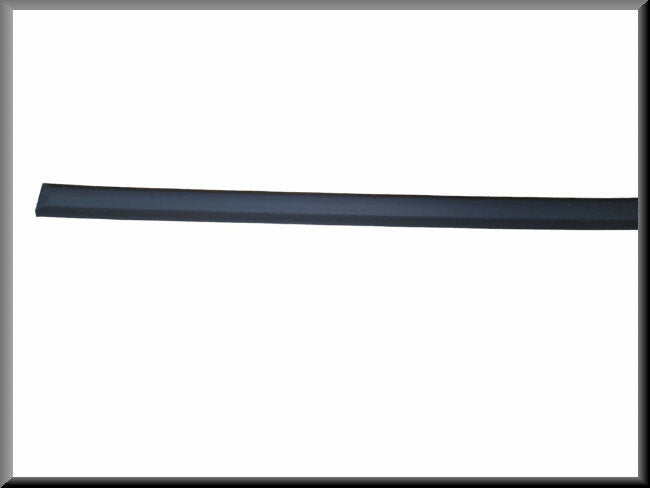 Decorative strip (rubber) – Renault 9 - Renault 11 – OEM 7701465933 – NOS