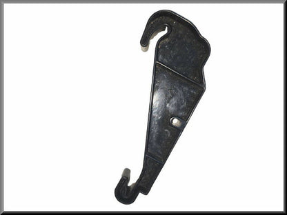 Montage haak achterbank  – Renault 20 - Renault 30 – OEM 7700574585 – NOS