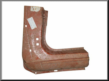 Pièce d'angle montant A caisson gauche – Renault 12 – NOS