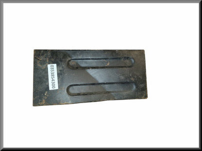Front splash plate left – Renault 4 - Renault 6 – OEM 0353854300