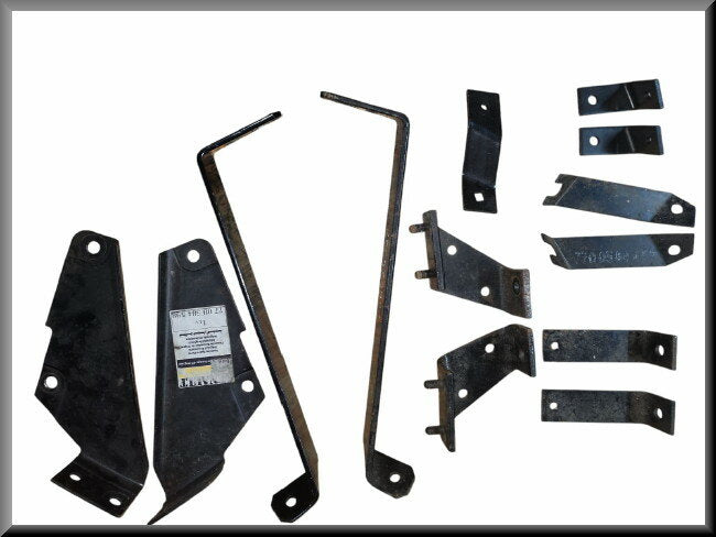 Bumper set mounting – Renault 20 - Renault 30 (R1278) – OEM 7701461873 / 7701458397 – NOS