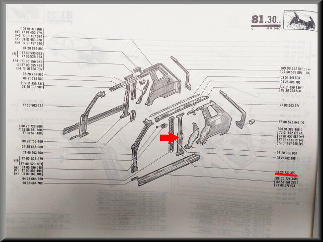 B Stijl links  – Renault 6 – OEM 0820733300 – NOS
