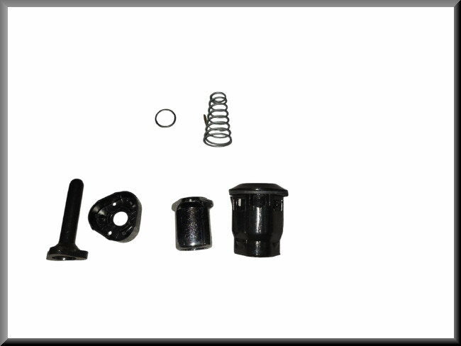 Kit de réparation couvercle de coffre – Renault – OEM 7701454310 – NOS