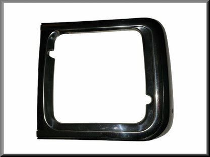 Koplamp omlijsting links  – Renault 6 – OEM 7700568906 – NOS