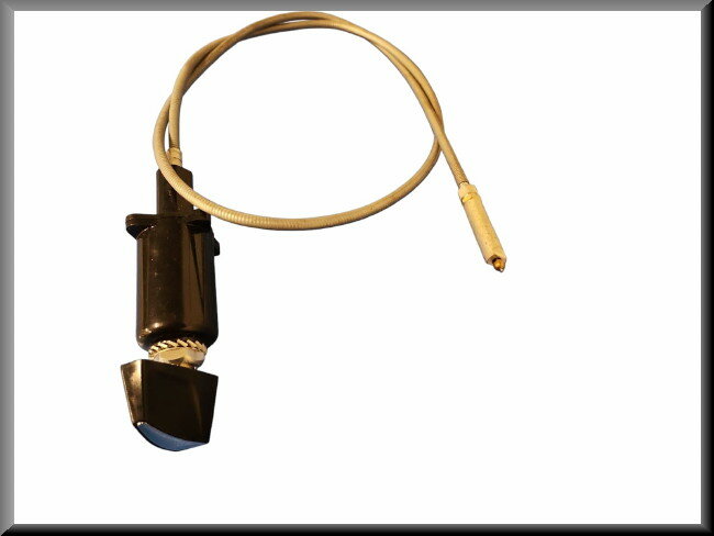 Headlight adjustment cable – Renault 12 – OEM 7700617833 / 7700544502 – NOS