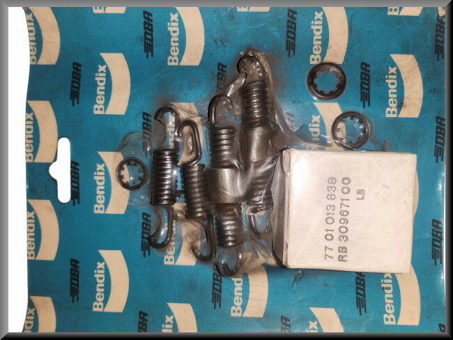 Jeu de ressorts tambour de frein – Renault 4 - Renault 5 – OEM 7701013838 – NOS