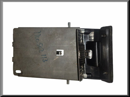 Asbak  – Renault 6 – OEM 7700502113 – NOS