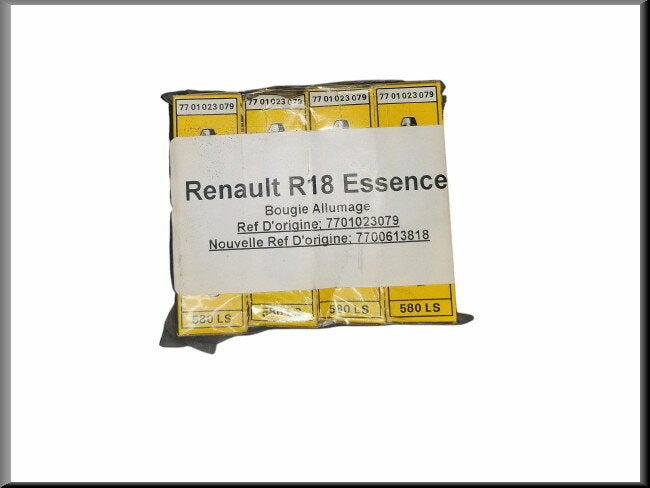 Spark plug set (4 pieces 580LS) – Renault 18 - Renault Master - Renault Fuego - Renault Trafic – OEM 7701023079 – NOS