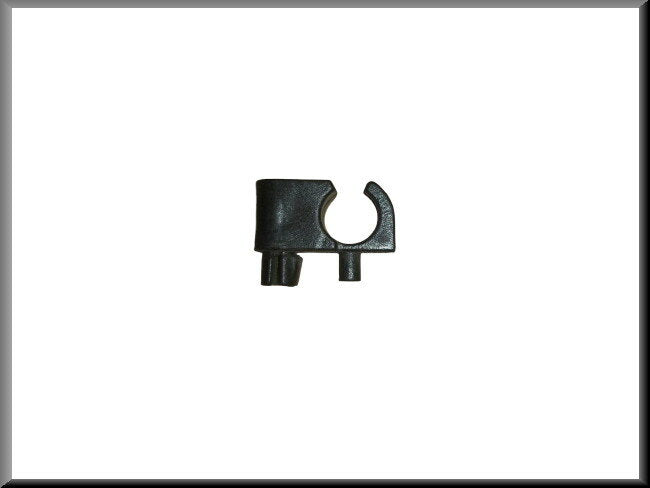 Remleiding klem (1 leiding 10mm) – Renault 12 – OEM 7700532229