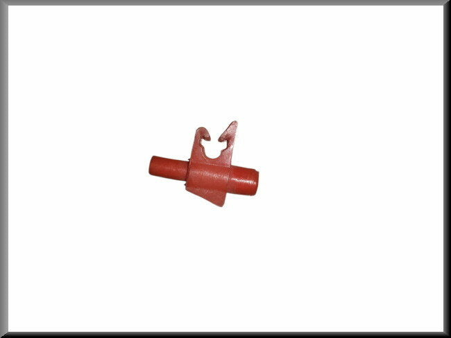 Brake line clamp (1 line 5 mm) – Renault 12 - Renault 16 – OEM 7700539638 / 7703079042