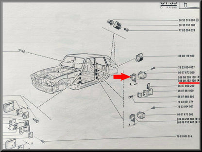 Plaque de calage loqueteau arrière (1 mm) – Renault 16 – OEM 0608252400