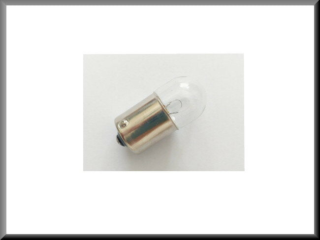 Turn signal bulb (5 Watt) – Renault 16 – OEM 7703097180