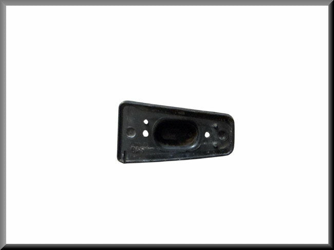 Bouchon d'extrémité gauche de moulure latérale – Renault 12 – Renault 16 - Renault 10 - Renault 8 - OEM 0855693000