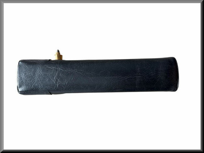 Accoudoir avant gauche (cuir noir) – Renault 16 – OEM 7701504896
