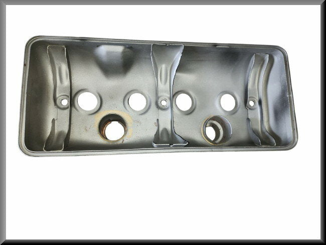 Valve cover – Renault 16 TX, TS – OEM 7700551023 / 7700617653 / 7700620454