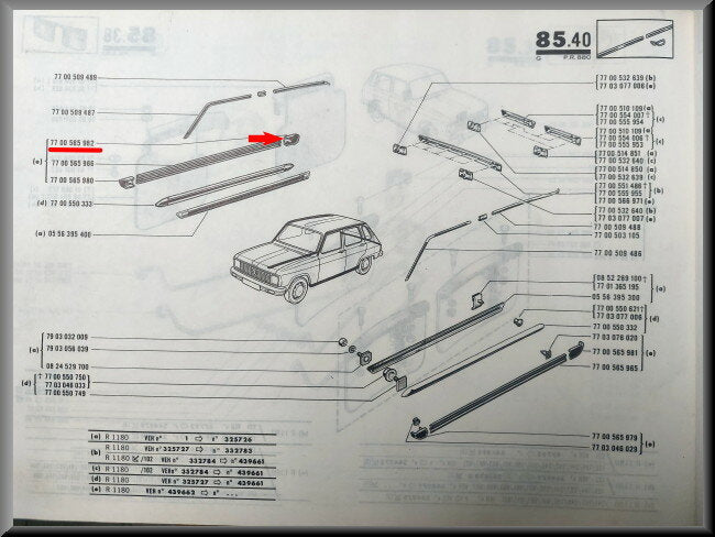 Embout de moulure arrière droit – Renault 6 – OEM 7700565982 – NOS