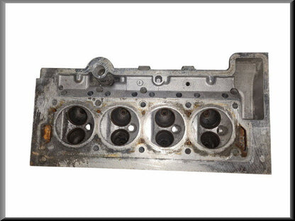 Cilinderkop – Renault 16 TS – OEM 7701454237 / 7701459642 used