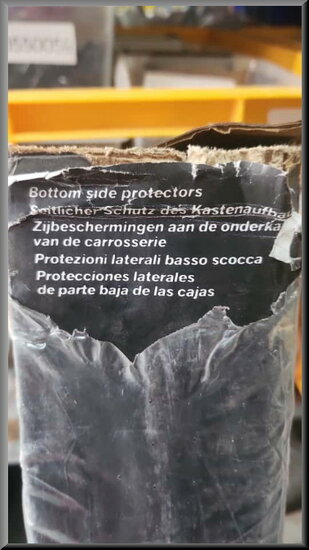 Side protection body - Renault 20 - Renault 30 - OEM 7701403779 - NOS
