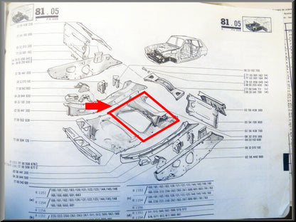 Partie du plancher arrière – Renault 16 – OEM 7700508876A – NOS