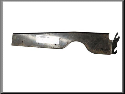 Mudflap mounting bracket, front right – Renault 12 – OEM 7700567339 (New Old Stock) – NOS