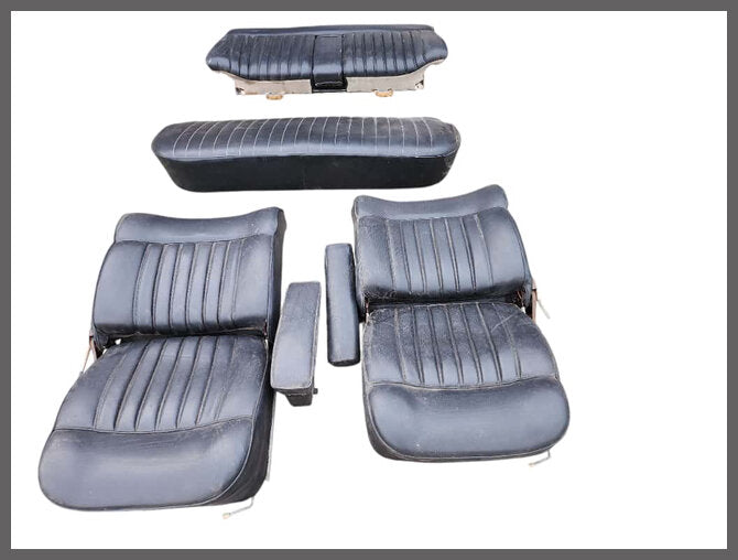 Compleet interieur zwart skai  – Renault 16 – OEM 220104 – Used