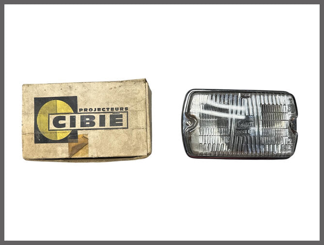 Verstraler reflector met glas en chroomrand  – Renault 16 – OEM 7701014416B – NOS