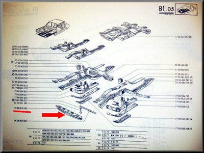 Longeron avant – côté avant – Renault 12 – OEM 7700613392 – NOS