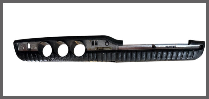 Dashboard – Renault 12