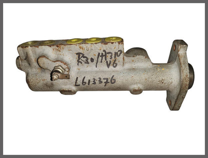 Maître-cylindre de frein – Renault 20 – Renault 30 - Alpine A310 V6 - OEM 7701349328 – NOS