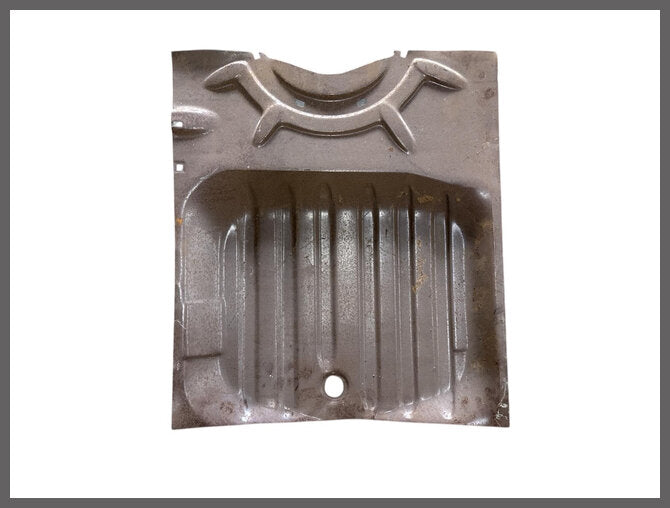 Deel van bodemplaat midden rechts – Renault 16 – OEM 7700545568F