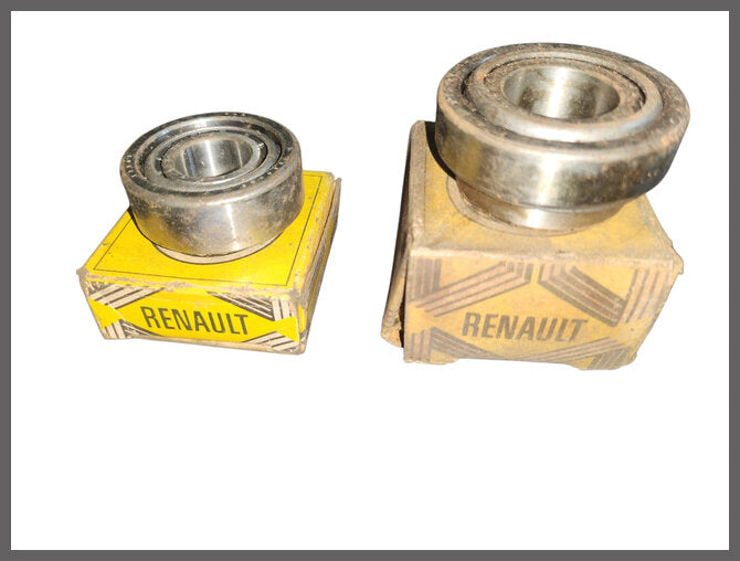 Jeu de roulements de roue avant – Dauphine – Renault 4 - Renault 8 - Renault 10 - Dauphine - OEM 0857615500 / 0857615300 – NOS