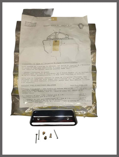 Cache-feu éclairage de plaque d'immatriculation – Renault 20 – Renault 30 - OEM 7701401556 - 7701018575 – NOS