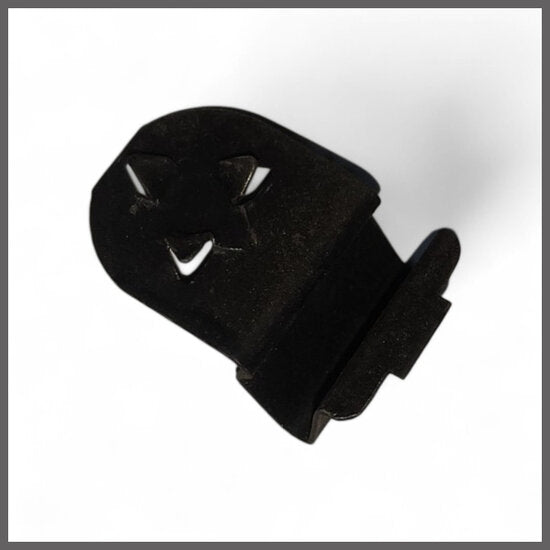 Dashboard clip – Renault 16 – OEM 7701008088 – NOS