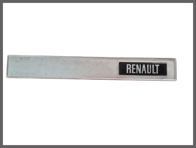 Sierstrip achterklep – Renault 10 – OEM 0994601000, 0855777900, 0824498400 – Used