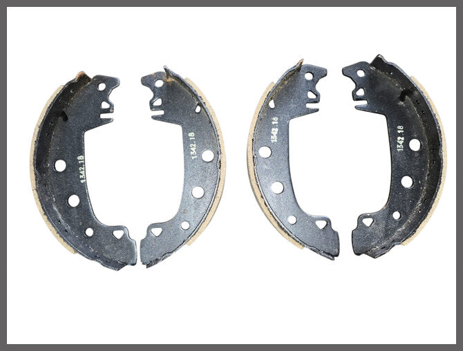 Remschoenen voor Renault 12– Renault 30 – Fuego - Renault diverse - OEM 7701202922A – NOS