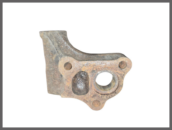 Alternator bracket – Renault 16 TS – OEM 0833189711 – Used
