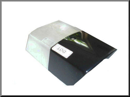 Kapje voor kentekenplaat verlichting – Renault 12 – OEM 7701019194