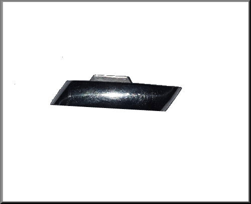 Clamp for chrome strip doors front and rear (next to B-pillar) – front rear – Renault 16 – OEM 7700648461 / 0608064200 – Used
