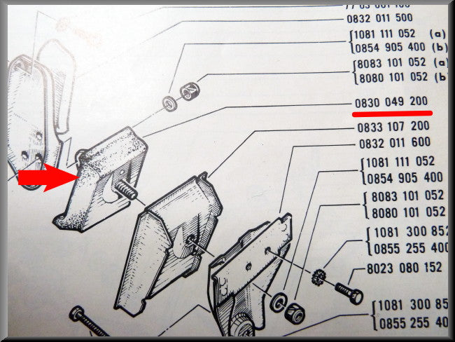 Motorsteun links – Renault 16 – OEM 0830049200