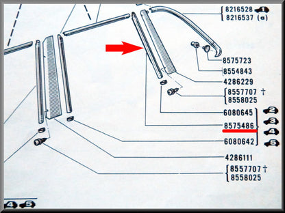 Chrome strip door rear left (next to C-pillar) – Renault 16 – OEM 0857548600 – Used