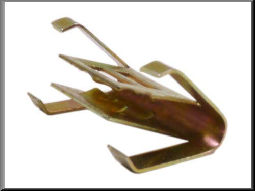 Agrafe de baguette de calandre – Renault 16 – OEM 7701493018