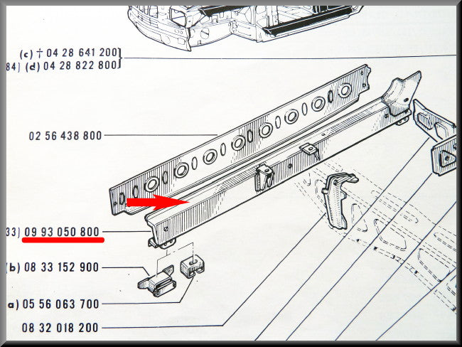 Longeron droit – Renault 16 – OEM 0993050800