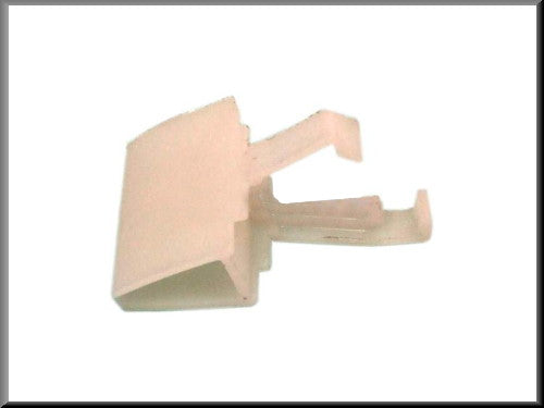 Bevestigingsklem sierstrip – Renault 16 – OEM 7700555850