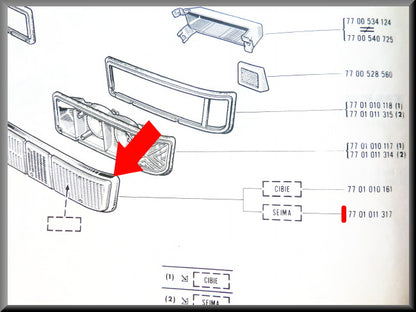 Cache feu arrière droit – Renault 16 – OEM 7701011317