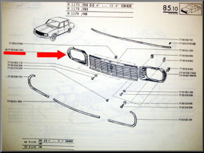 Grille côté droit sans bordure chromée – Renault 12 – OEM 7700536719