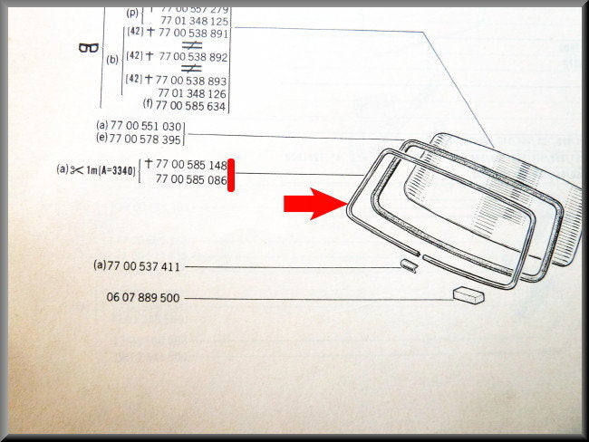 Ruitpees in voorruit of achterruitrubber – Renault 12 – OEM 7700585086