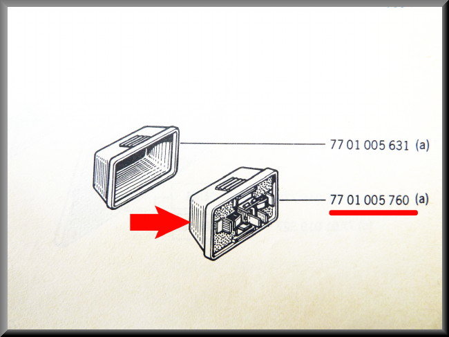 Unité d'éclairage de coffre – Renault 12 – OEM - 7701005760